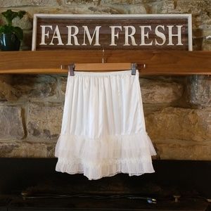 Mini Ruffle Skirt Extender